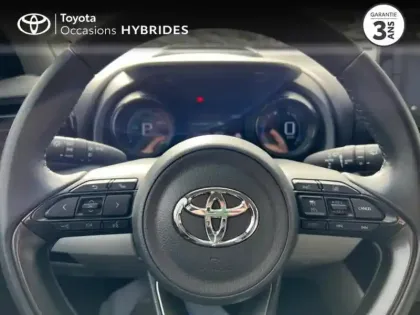 Photo 12 Toyota Yaris  116h Iconic 5p MY22