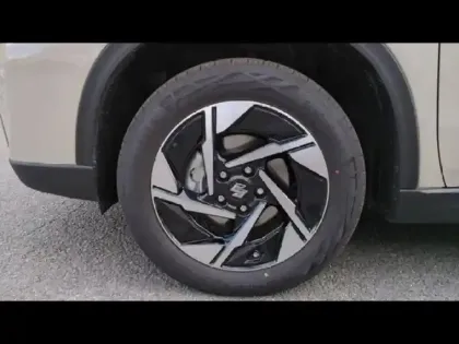 Photo 8 Suzuki Vitara  1.4 Boosterjet Hybrid 110ch Style Auto MY25