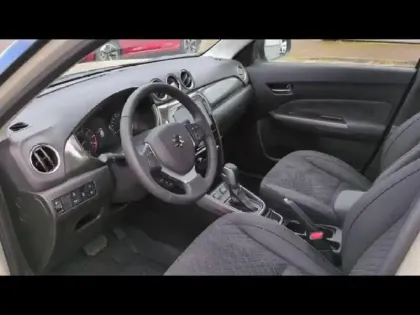 Photo 10 Suzuki Vitara  1.4 Boosterjet Hybrid 110ch Style Auto MY25
