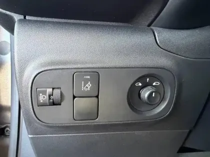 Photo 11 Citroën C3  1.2 PureTech 83ch S&S YOU!