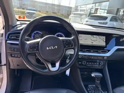 Photo 9 Kia Niro  1.6 GDi 105ch ISG + Plug-In 60.5ch Active DCT6 5cv