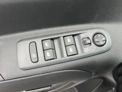 Photo 12 Citroën Berlingo  1.5 BlueHDi 130ch S&S MAX 5 places N1