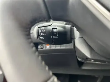 Photo 18 Peugeot 208  Electrique 50 kWh 136ch