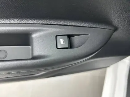 Photo 14 Opel Mokka  1.2 Turbo Hybrid 136 ch e-DCT6