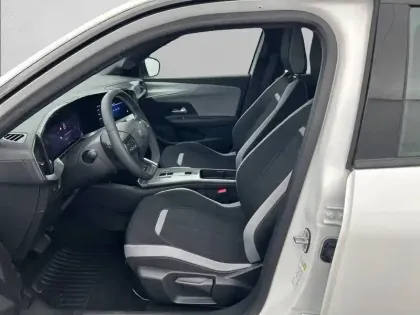 Photo 10 Opel Mokka  1.2 Turbo Hybrid 136 ch e-DCT6