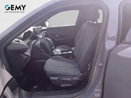 Photo 8 Peugeot 2008  Electrique 54 kWh 156 ch