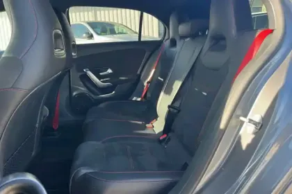 Photo 32 Mercedes Classe A  35 Mercedes-AMG 7G-DCT Speedshift AMG 4Matic