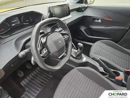 Photo 75 Peugeot 208  PureTech 75 S&S BVM5