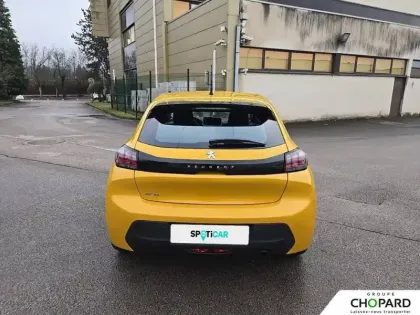 Photo 33 Peugeot 208  PureTech 75 S&S BVM5