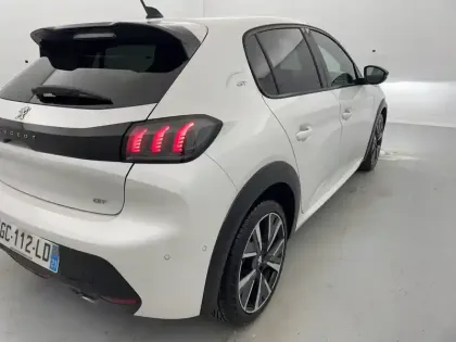 Photo 94 Peugeot 208  PureTech 100 S&S EAT8