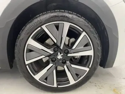 Photo 17 Peugeot 208 Gén. II Ph1 NG GT 5