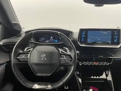 Photo 85 Peugeot 208  PureTech 100 S&S EAT8