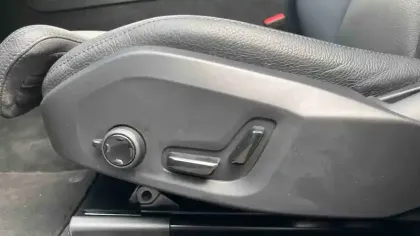 Photo 21 Volvo Xc60  T6 AWD Hybride rechargeable 253 ch+145 ch Geartronic 8