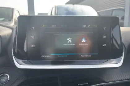 Photo 25 Peugeot 208  Electrique 50 kWh 136ch