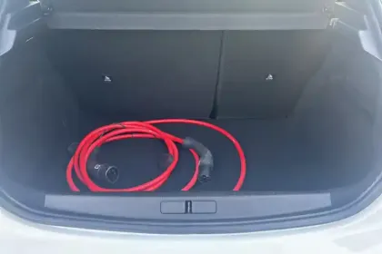 Photo 8 Peugeot 208  Electrique 50 kWh 136ch