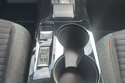 Photo 20 Peugeot 208  Electrique 50 kWh 136ch