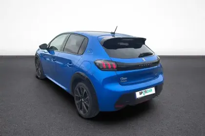 Photo 45 Peugeot 208  PureTech 130 S&S EAT8