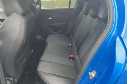 Photo 10 Peugeot 208 Gén. II Ph1 NG GT 5