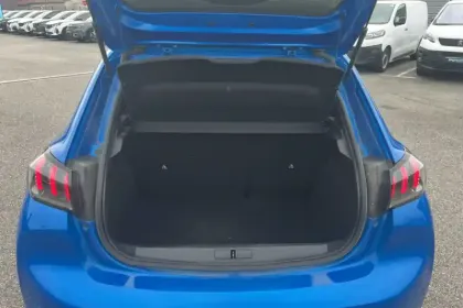 Photo 29 Peugeot 208 Gén. II Ph1 NG GT 5