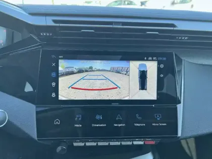 Photo 22 Peugeot 308  Hybrid 136 e-DCS6