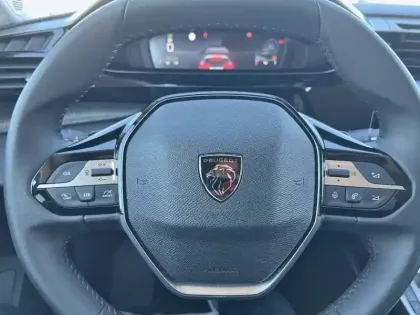 Photo 23 Peugeot 308  Hybrid 136 e-DCS6