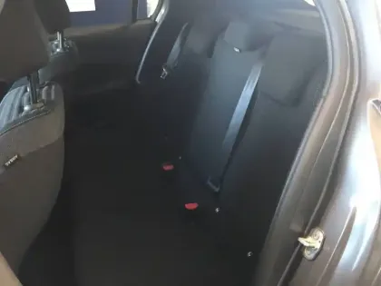 Photo 9 Peugeot 208  PureTech 75 S&S BVM5