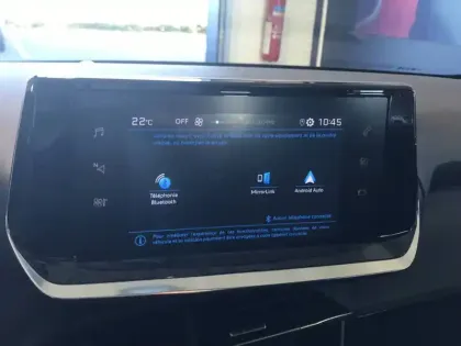 Photo 43 Peugeot 208  PureTech 75 S&S BVM5