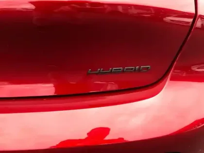 Photo 18 Peugeot 208  Hybrid 110 e-DCS6