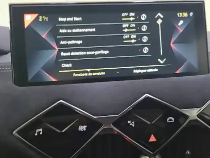 Photo 95 DS DS 3 DS3 Crossback PureTech 100 BVM6