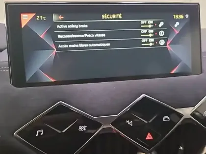 Photo 96 DS DS 3 DS3 Crossback PureTech 100 BVM6