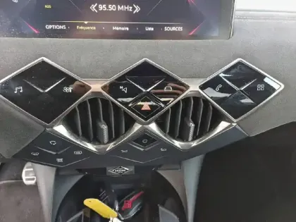 Photo 17 DS DS 3 DS3 Crossback PureTech 100 BVM6