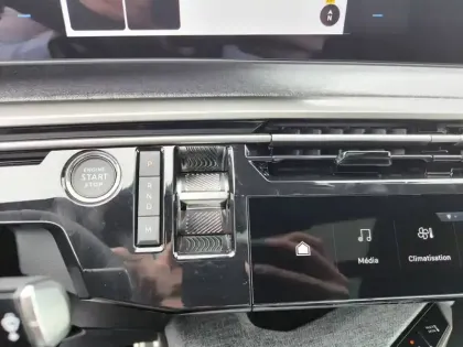 Photo 13 Peugeot 3008  Hybrid 145 e-DCS6