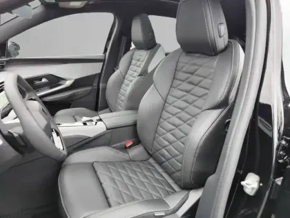 Photo 31 Peugeot 3008  Hybrid 145 e-DCS6