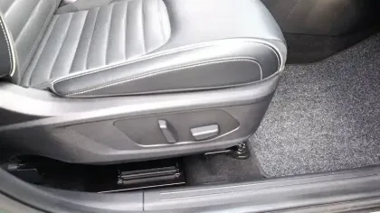 Photo 31 Kia Sportage Gén. V Ph1 GT-line Premium 5