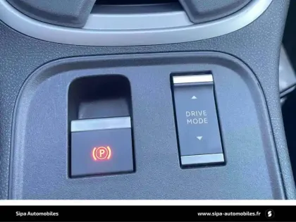 Photo 21 Jeep Avenger  1.2 Turbo T3 110 ch e-Hybrid BVR6