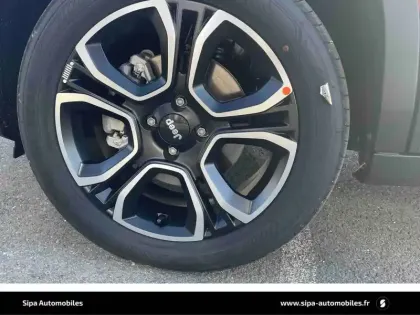 Photo 23 Jeep Avenger  1.2 Turbo T3 110 ch e-Hybrid BVR6