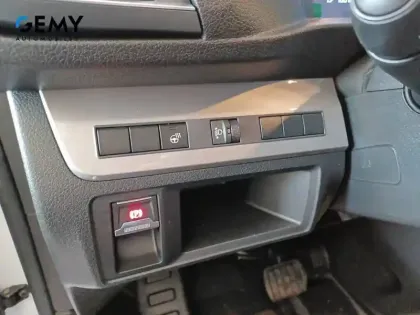 Photo 13 Peugeot Expert  FGN M DIESEL 180 CH AUTOMATIQUE