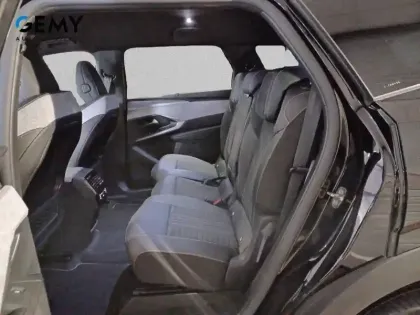 Photo 9 Peugeot 5008  Hybrid 145 ch e-DCS6