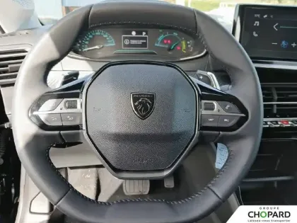 Photo 15 Peugeot 208  Hybrid 110 e-DCS6