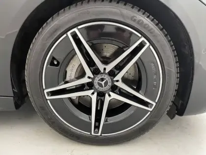 Photo 12 Mercedes Classe C  220 d 9G-Tronic