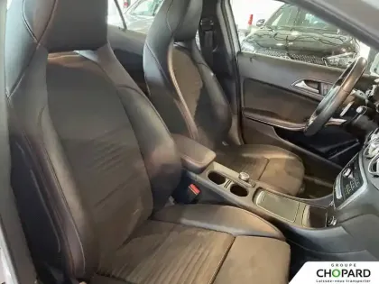 Photo 47 Mercedes GLA  200 d 7-G DCT