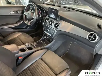 Photo 49 Mercedes GLA  200 d 7-G DCT