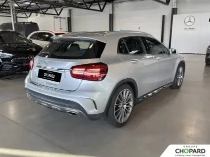 Photo 30 Mercedes GLA  200 d 7-G DCT