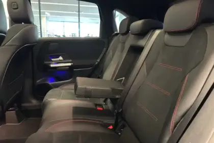 Photo 10 Mercedes Classe B  200 d 8G-DCT