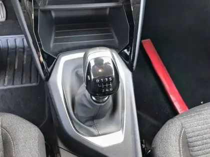 Photo 33 Peugeot 208  100 S&S BVM6