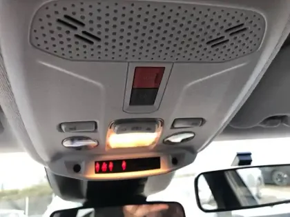 Photo 37 Peugeot 208  100 S&S BVM6