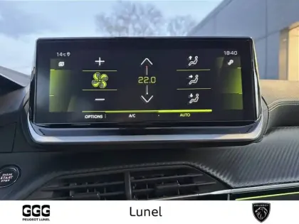 Photo 38 Peugeot 2008  PureTech 130 S&S EAT8