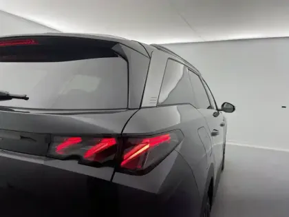 Photo 62 Peugeot 5008  Hybrid 145 e-DCS6