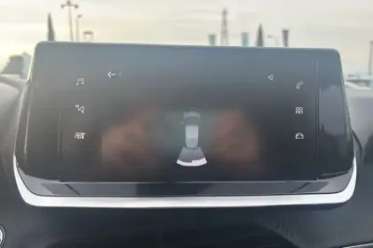 Photo 24 Peugeot 208  Electrique 50 kWh 136ch