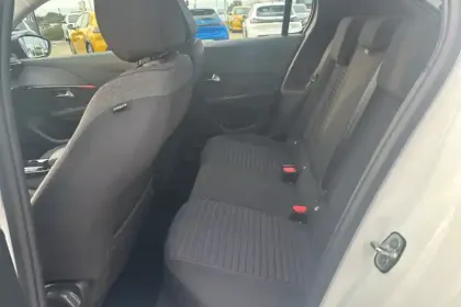 Photo 10 Peugeot 208  Electrique 50 kWh 136ch